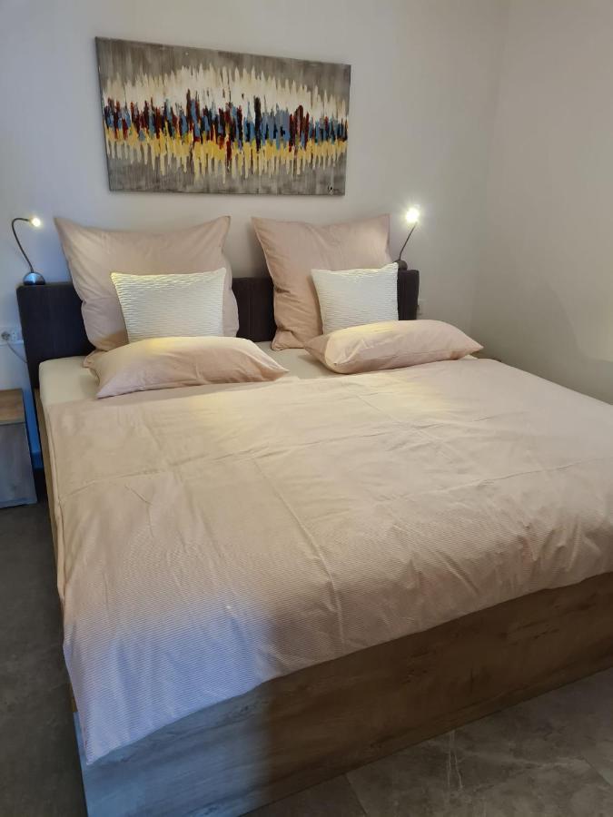 Apartment Rose Garden Sveti Filip i Jakov Dış mekan fotoğraf
