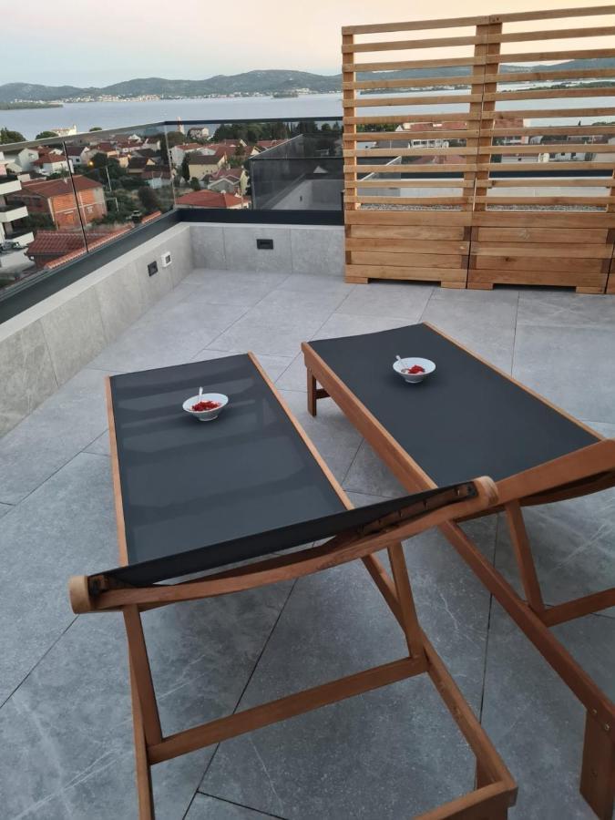 Apartment Rose Garden Sveti Filip i Jakov Dış mekan fotoğraf