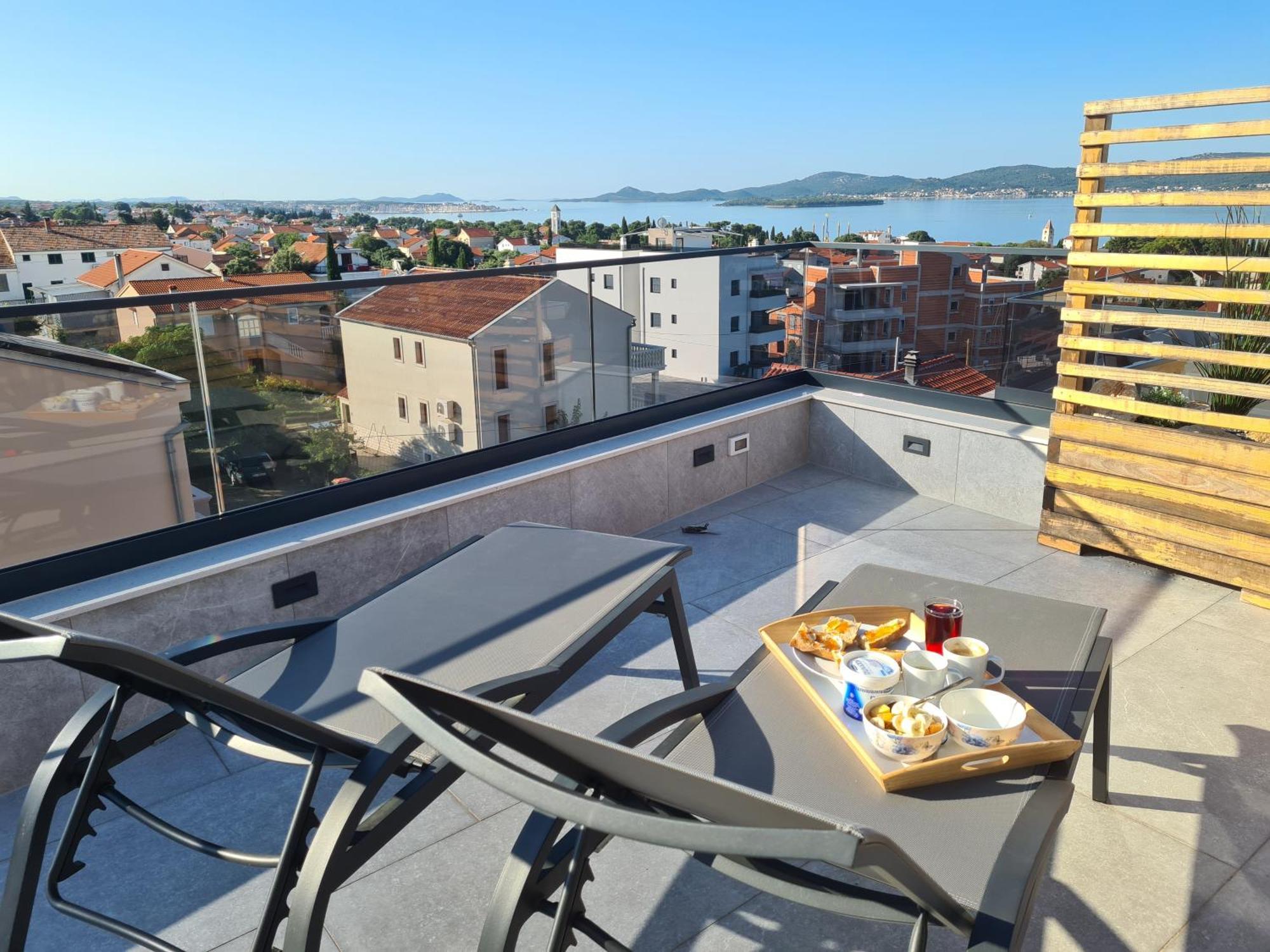 Apartment Rose Garden Sveti Filip i Jakov Dış mekan fotoğraf